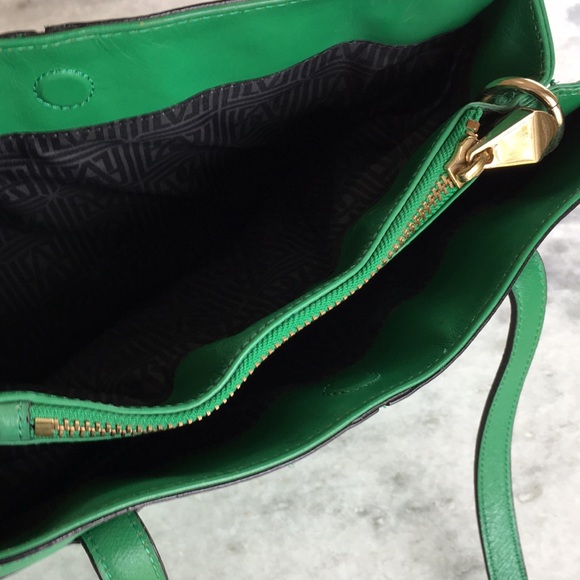 Pour La Victoire Marlow Green Tote - Picture 6 of 9